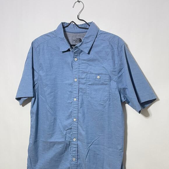 The North Face Button Down Short Sleeve Mens Shirt Light Blue Striped Pocket - Picture 6 of 8